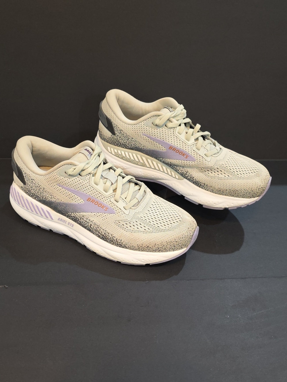 Brooks Ariel GTS 24 Women's Running Shoes -  Lavender Highlights Size 10